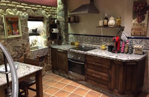 Marjaliza Apartment | Relaxing Retreat at El Rincón de San José with Hot Tub