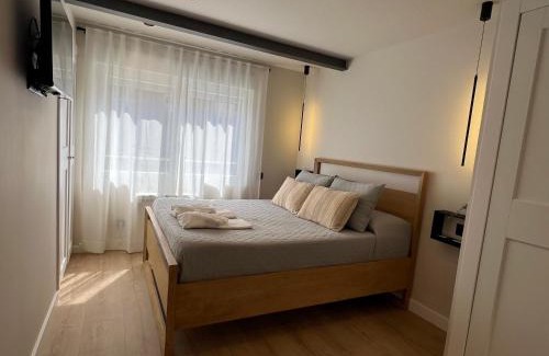 Gijon Apartment | Discover El rincón de San Lorenzo: Family-Friendly Retreat