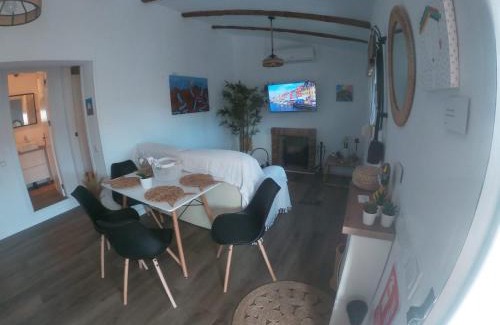 Archez House | Relax at El Rincón de Tetuán with Ocean Views & Pool