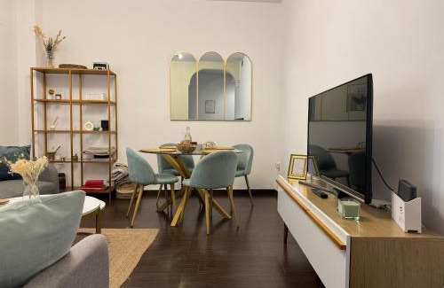 San Lorenzo Apartment | Charming El Rincón del Azahar: Family-Friendly Duplex Escape