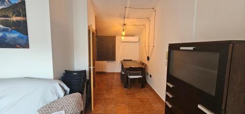 Riopar House | Kid-Friendly Retreat at El Rincón del León Hotel