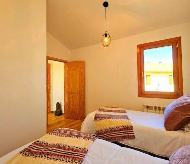 Senegue House | Family-Friendly Getaway at El Rincón del Pirineo - 9.5/10