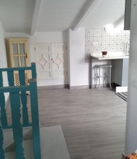 Villaviciosa de Cordoba Apartment | Discover El Rincón del Abuelo: Pet Friendly & Breakfast Included