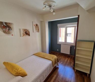La Corredoria y Ventanielles Apartment | Kid-Friendly Getaway at El rinconín de Pumarín, 10/10 Rating