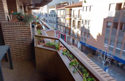 Tudela Apartment | Child-Friendly El Ritual Apartamento: Guest Rated 9/10