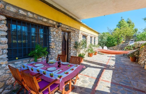 Orgiva Villa | Discover El Secano de Paco Órgiva: Spa & Private Pool Retreat