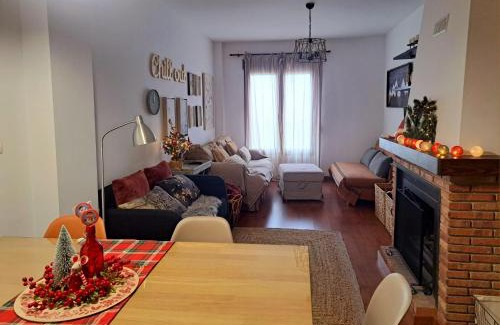 Trevelez Apartment | Kid-Friendly Retreat at El Sitio de mi Recreo - Rated 9.9