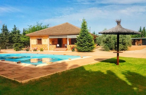 Ciudad Real House | Experience El Sofoco: Family-Friendly Hotel with Pool