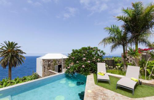 Las Aguas Villa | Experience El Susurro Ecoliving at Villa Pardela
