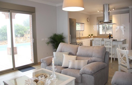 El Gastor Villa | El Tajaral - Inviting Two Bedroom Villa with Private Pool