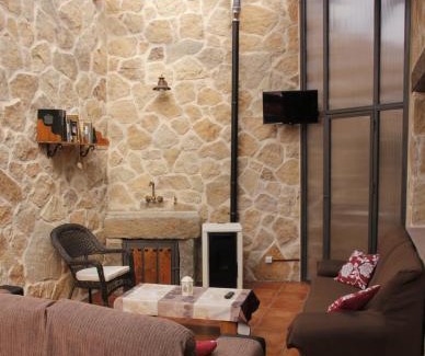 Navamorisca House | Family-Friendly Getaway at El Teñao - Rated 9.8/10