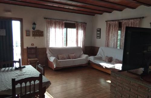 Yeste House | Discover El Tejo Yeste: Oceanfront Retreat with Pool