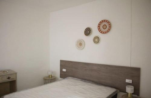 Santpedor Apartment | Discover El Terrer 1834: Family-Friendly Apartment Retreat