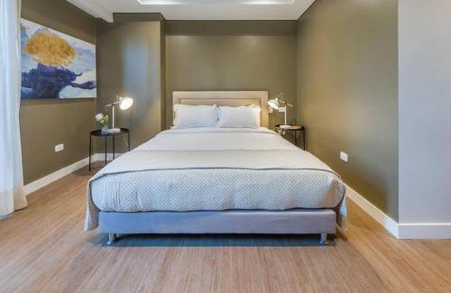 Patio Bonito Hotel | Pet-Friendly Getaway at El Tesoro Medellín Hab310