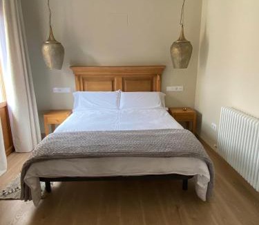 Villalobar de Rioja Apartment | Experience El Tomillar - Alfovar Villa: Family & Pet Friendly