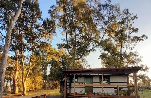 Tandil Apartment | Discover El Vagón de Ceci: Pet-Friendly Getaway, 8.9/10