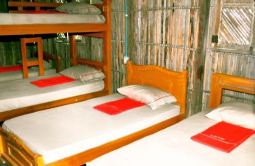Cabo de la Vela House | Discover El Viejo Moi: Oceanfront Retreat with Restaurant