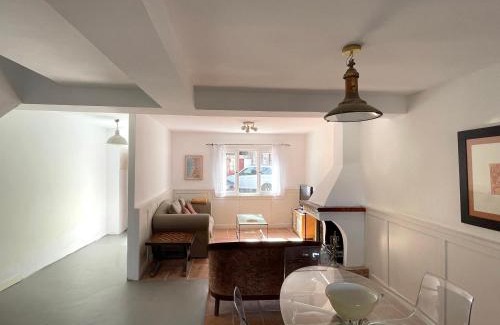 Cue House | Discover Family-Friendly Comfort at El Violetu Hotel