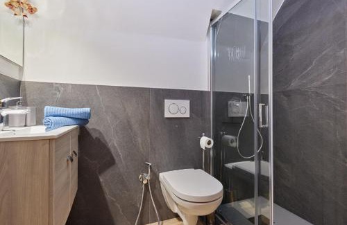 Cassone House | Top-Rated EL VOLT with Oceanfront Views and Comfort