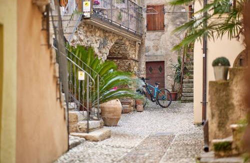 Cassone House | Top-Rated EL VOLT with Oceanfront Views and Comfort