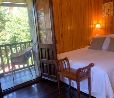 Taull Hotel | El Xalet de Taüll Hotel Rural: Unwind by the Oceanfront