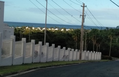 Mameyes II Condo | Relaxing Ocean Breeze Retreat in Rio Grande – 10/10 Rated!