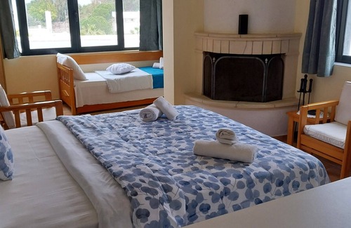 Souvala House | Relax at Ela Mesa: Oceanfront Haven with Pool & Dining