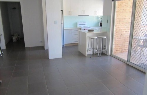 Cronulla Apartment | Pet-Friendly Elanora Cronulla Gardens with Oceanfront Views