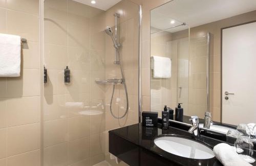 Finkenwerder Hotel | Discover The Rilano Hotel Hamburg: Pet-Friendly & Spa Retreat