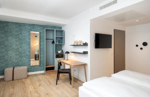 City Centre Regensburg Hotel | Explore elaya Hotel Regensburg - Central Location & Great Amenities