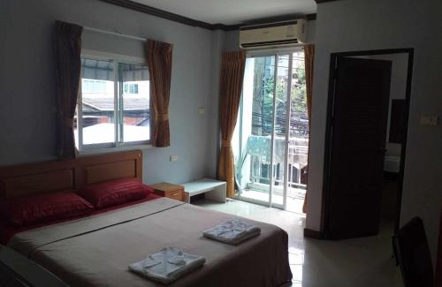 Patong House | Discover Elba Bella Guest House for Comfortable Stays