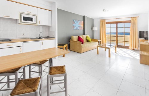 Caleta de Fuste Hotel | Discover Elba Castillo San Jorge & Antigua Suite Hotel