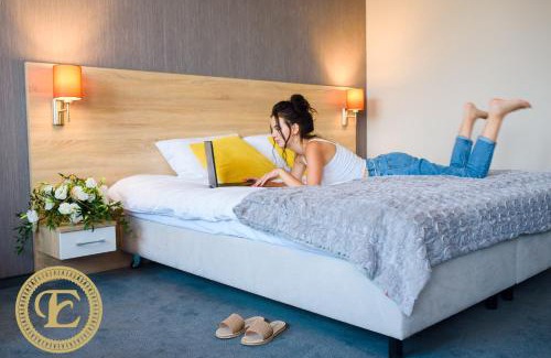 Ostroleka Hotel | Elba Hotel: Guest Rated 9/10 with Family-Friendly Amenities