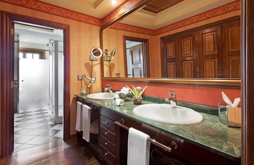 Caleta de Fuste Hotel | Discover Elba Palace Golf Boutique Hotel with Spa & Pool