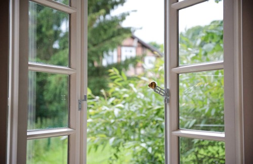 Modlich House | Elbeglück: Romantic Escape with Ocean View & Spa