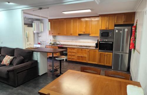 Elche Apartment | Elche stay 1, Amplio con garaje, 3 dormitorios, 2 baños