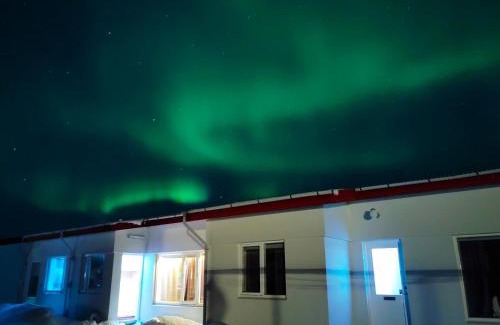 Reykjahlið House | Welcoming Eldá Guesthouse: Family-Friendly with Great Amenities