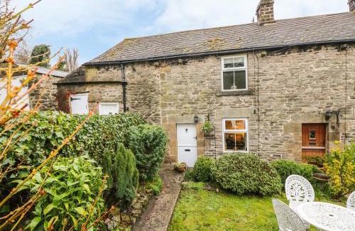 Hope Valley House | Discover Elderbank: A 4-Star Retreat with Top Ratings