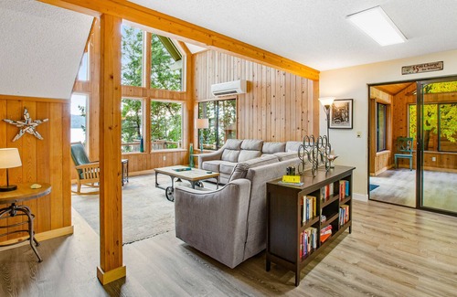 Eldon House | Eldon House waterfront home with firepit, full kitchen, hot tub, & washer/dryer