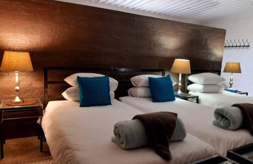 Okaukuejo House | Discover Eldorado Lodge: Family-Friendly Retreat with Pool