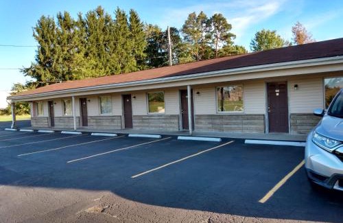 New Castle Hotel | Cozy Eldorado Motel: Pet-Friendly Stay in New Castle