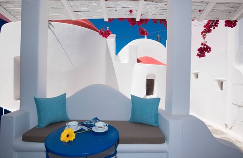 Mykonos Apartment | Discover Eleanna's Deluxe Studio with Cozy Patio Retreat