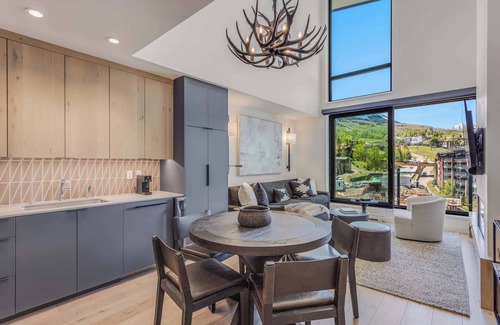 Snowmass Village Cabin | Experience Comfort at Electric Pass Lodge 607 with Pool & Spa