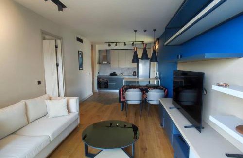 Donja Lastva Apartment | Discover Elefante 7: Family-Friendly Stay in Tivat