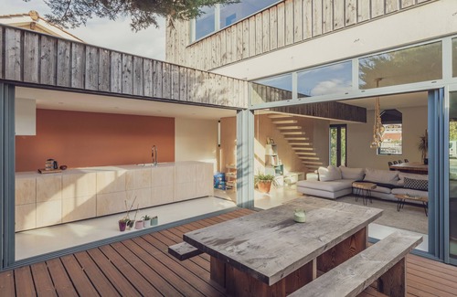 Lormont House | Elegance Architecturale et Harmonie: Maison Design Avec
