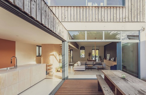 Lormont House | Elegance Architecturale et Harmonie: Maison Design Avec