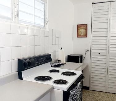 Sabana Llana Norte Apartment | Cozy Elegancia: Your Family Retreat in San Juan