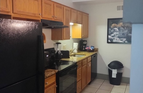 Shawnee On Delaware Resort | Cozy 2 Bedroom Resort with Pool & Hot Tub in East Stroudsburg