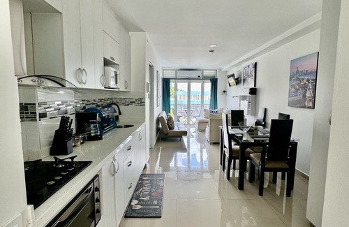 Cali Apartment | Cozy Condo Apartment with Spa & Pool Near Imbanaco