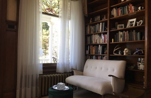 Derrick City House | Elegant 2 Bedroom Suite at the Historic Zippo Mansion
